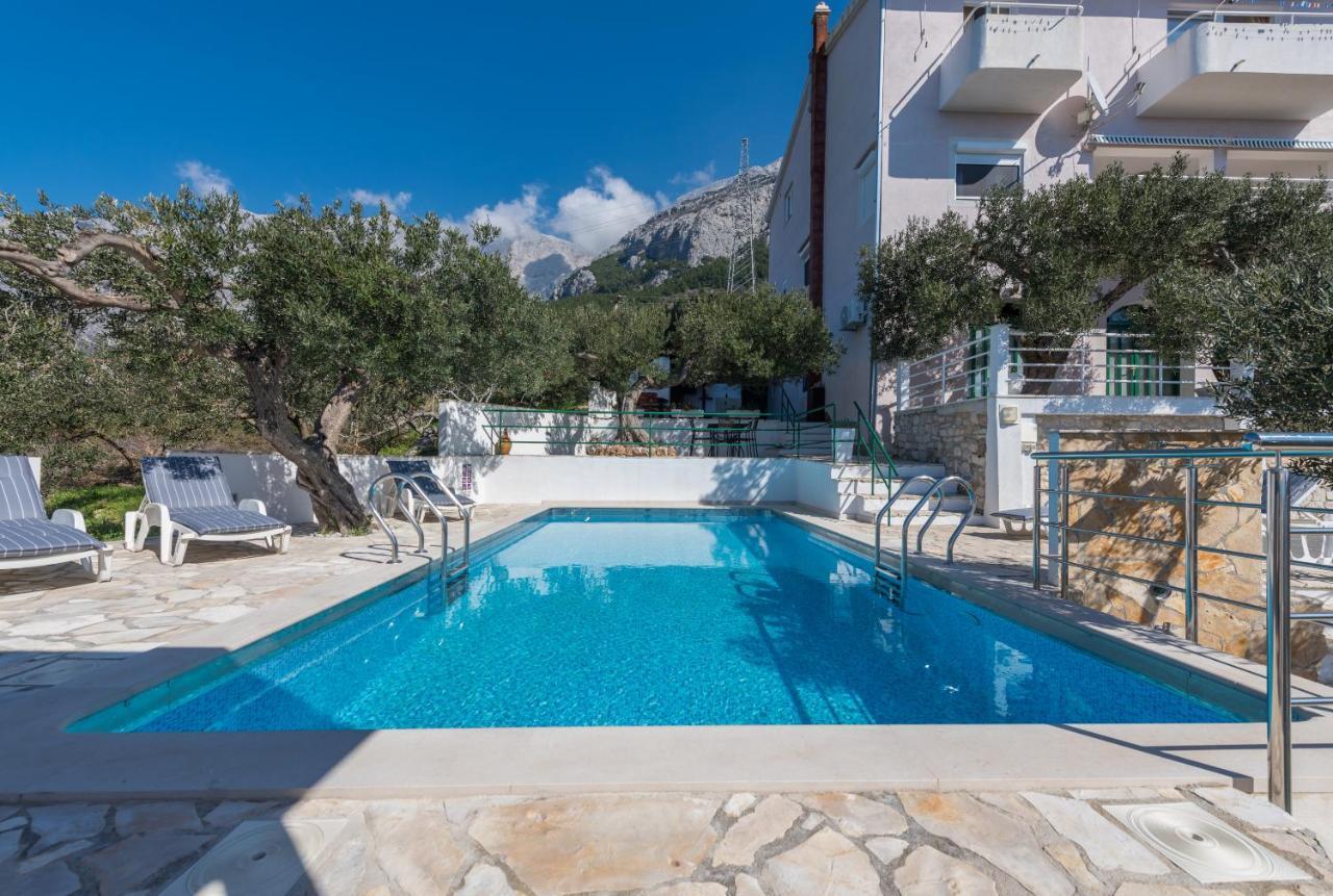 Apartment Glavina With Private Pool Makarska Esterno foto